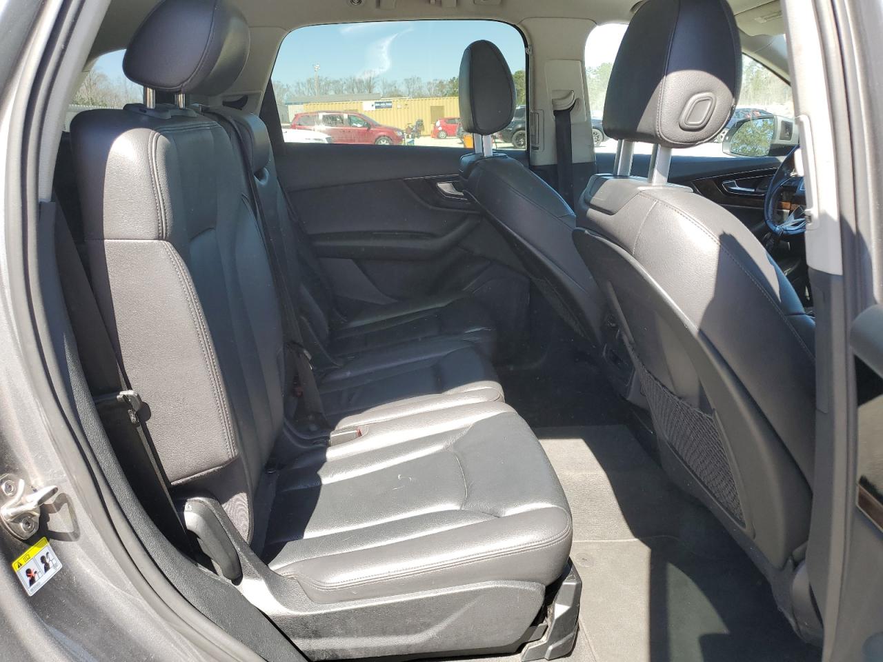 2017 Audi Q7 - Image 11