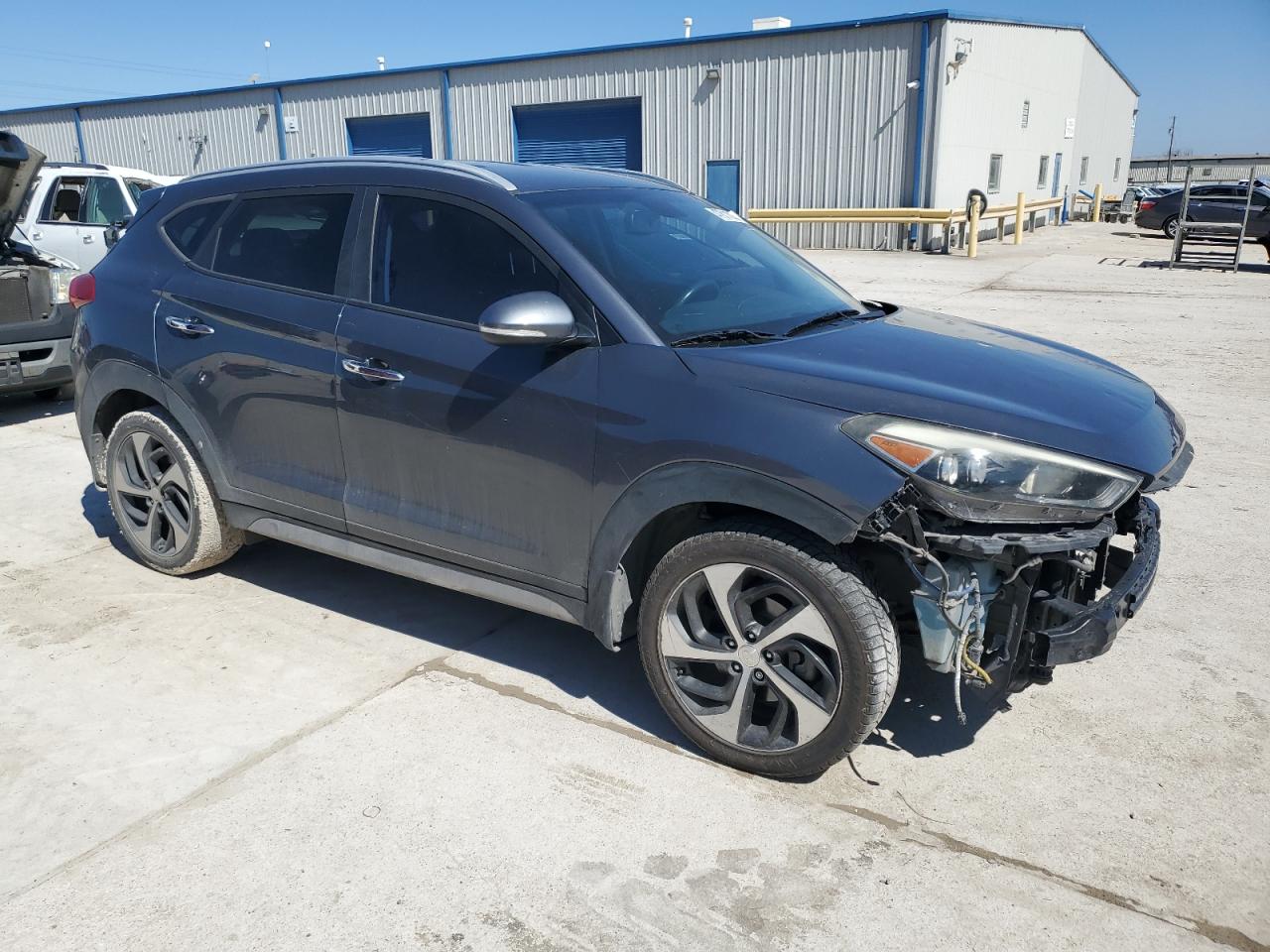 2017 Hyundai Tucson - Image 4