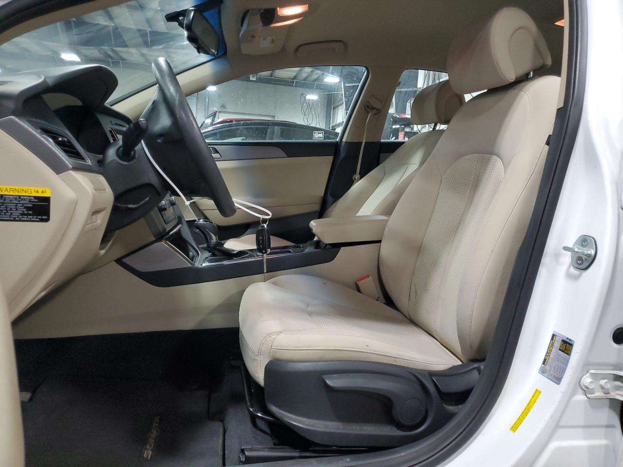 2016 Hyundai Sonata - Image 7