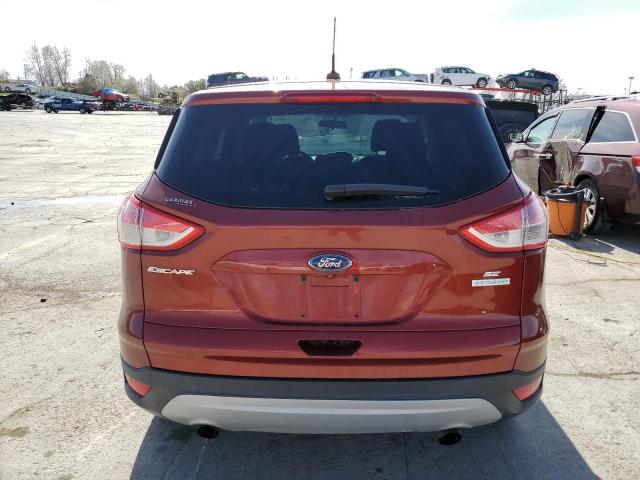 Паркетники FORD ESCAPE 2014 Красный