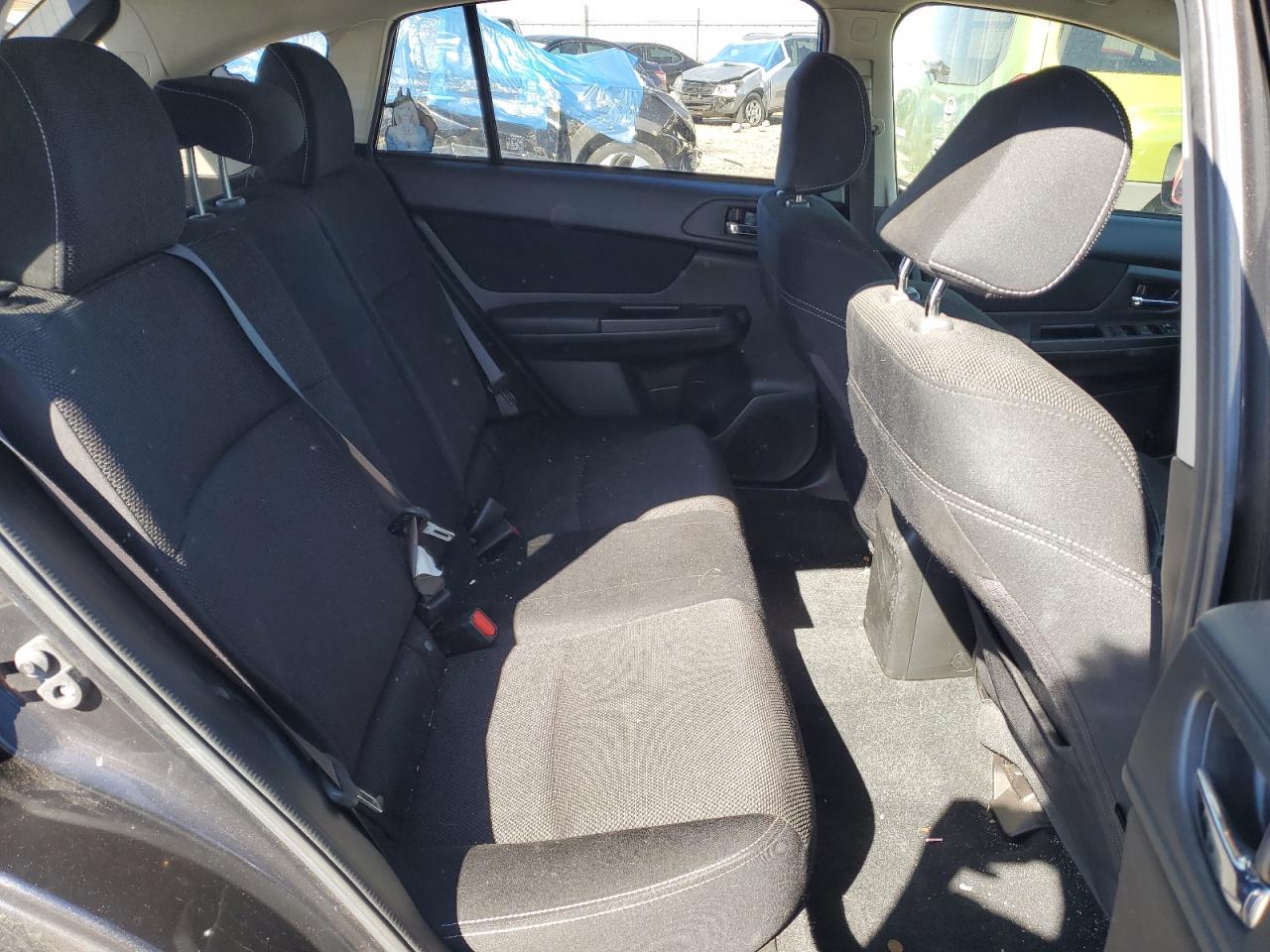 2013 Subaru XV - Image 10
