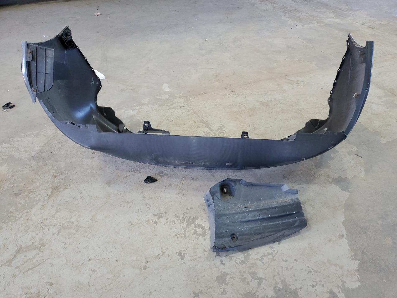 2015 Mazda 3 - Image 12