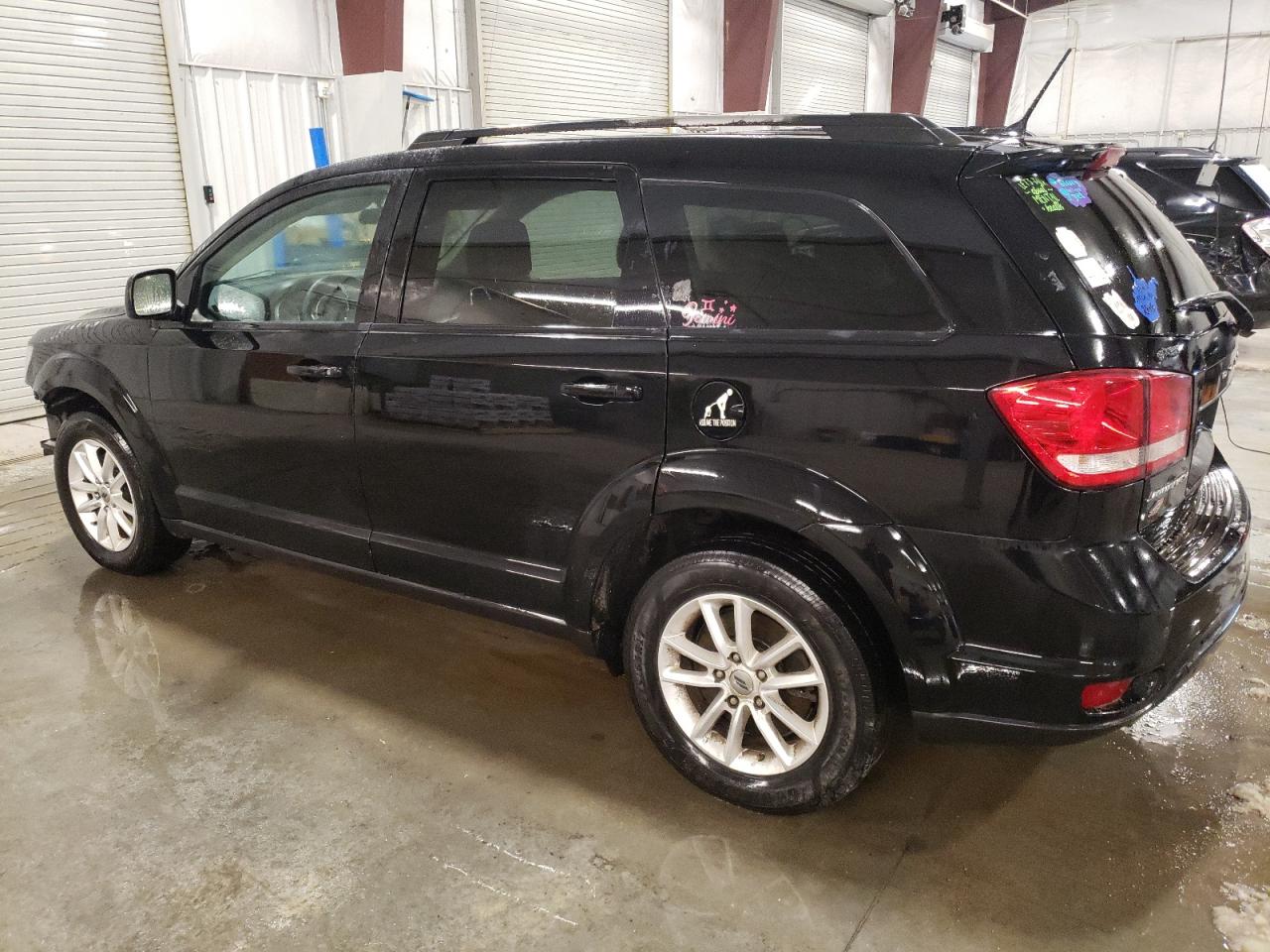 2018 Dodge Journey - Image 2
