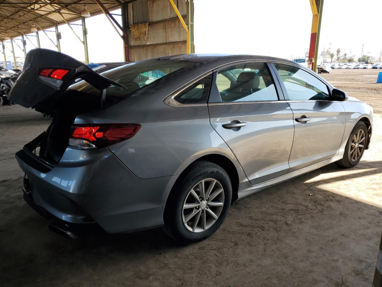 2019 Hyundai Sonata - Image 3