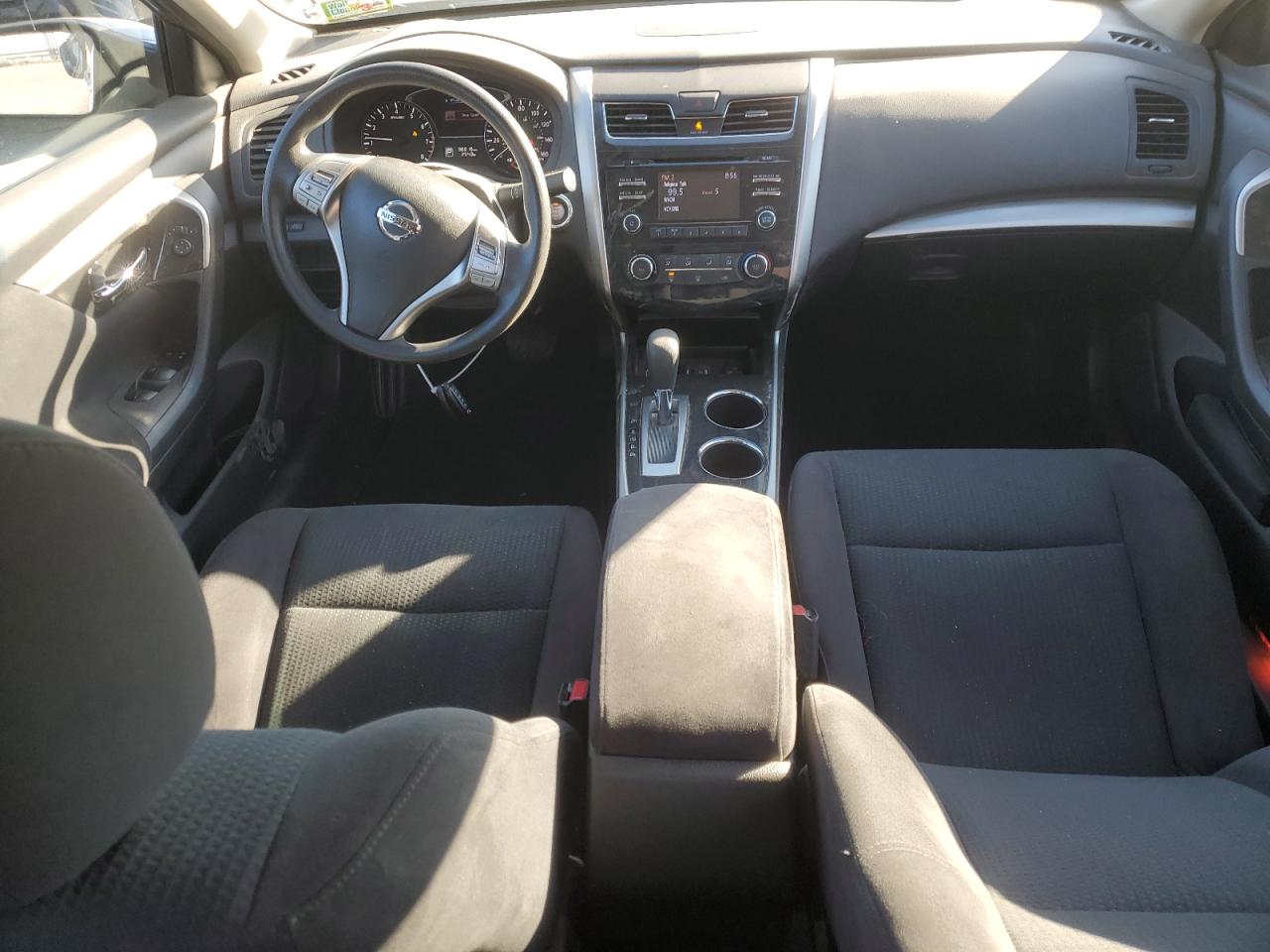 2014 Nissan Altima - Image 8