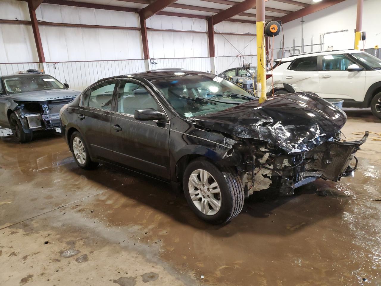 2010 Nissan Altima - Image 4