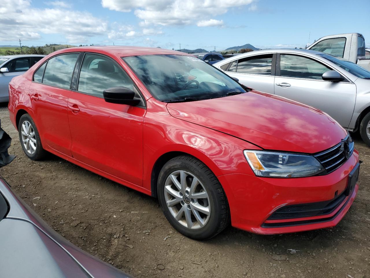 2015 Volkswagen Jetta - Image 4