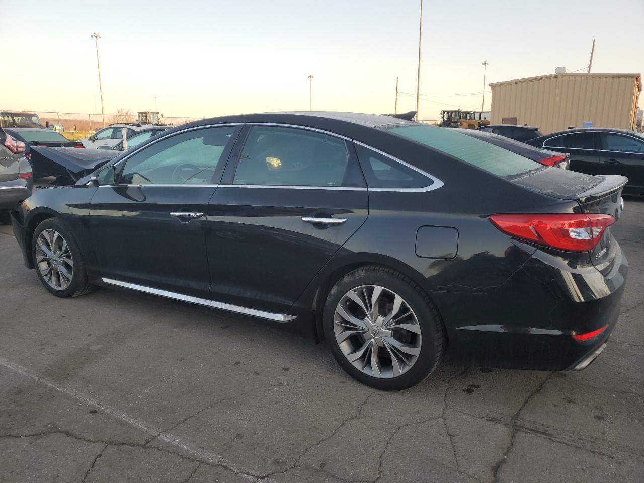 2015 Hyundai Sonata - Image 2