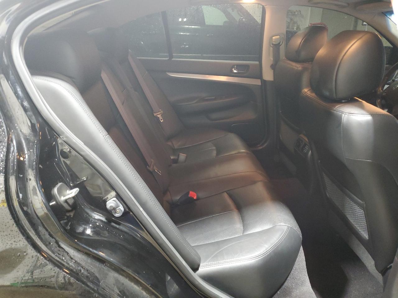 2013 Infiniti G - Image 10
