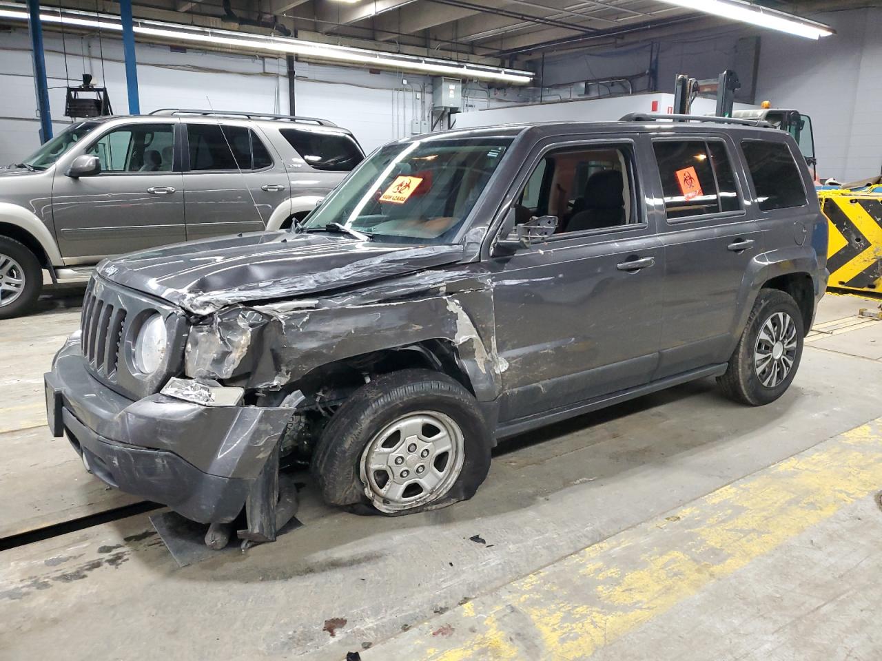 2016 Jeep Liberty (Patriot) - Image 1