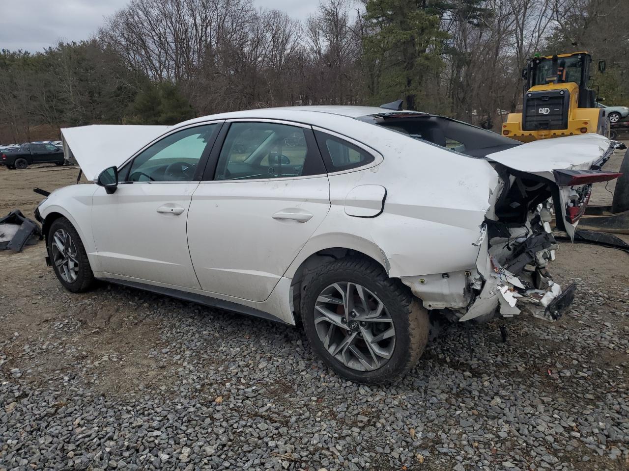 2022 Hyundai Sonata - Image 2