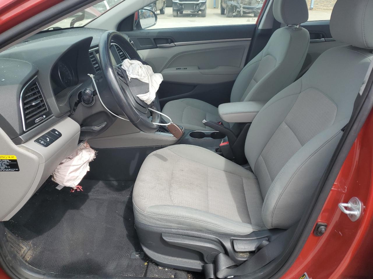 2017 Hyundai Elantra - Image 7