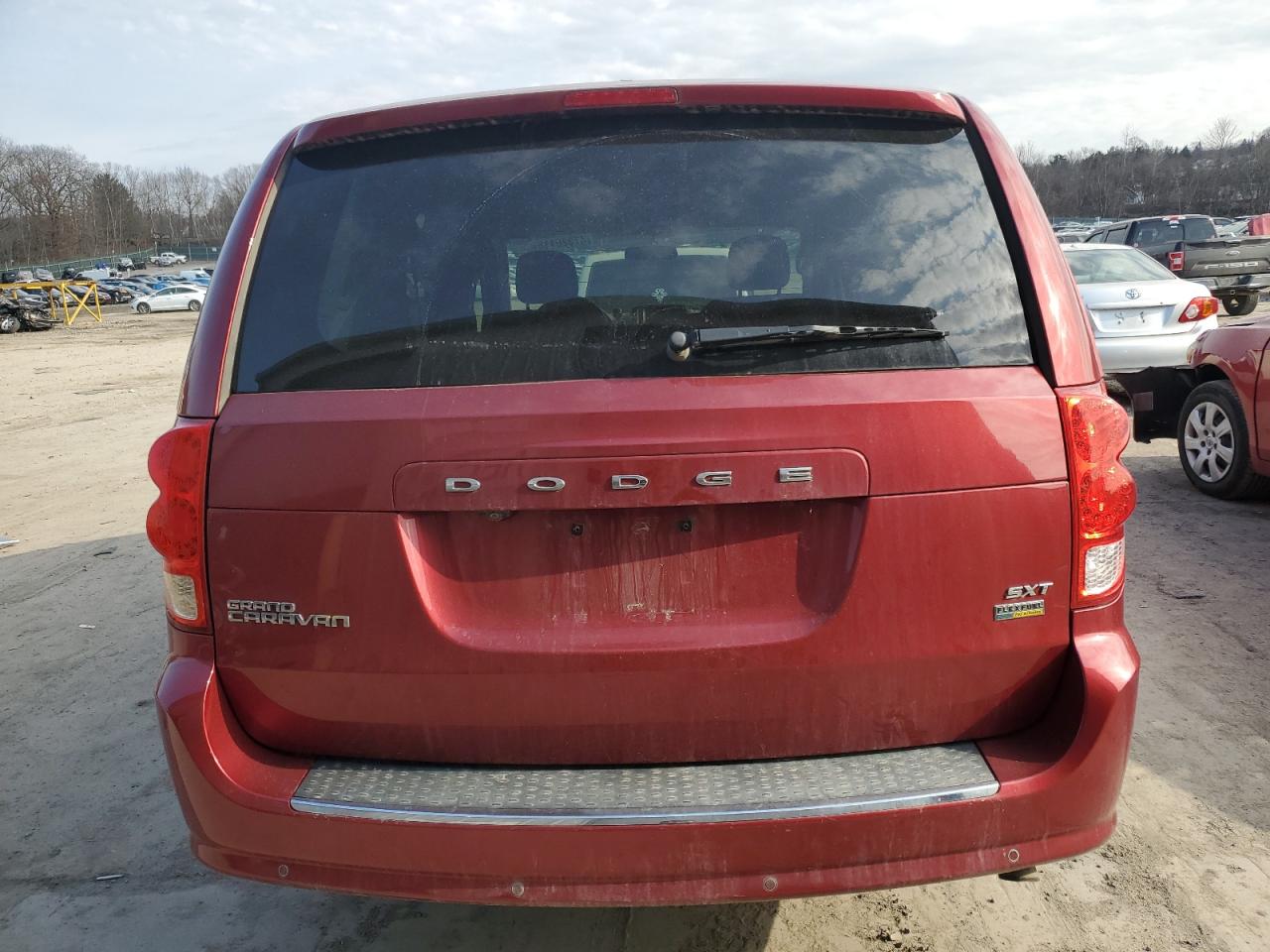 2014 Dodge Caravan - Image 6