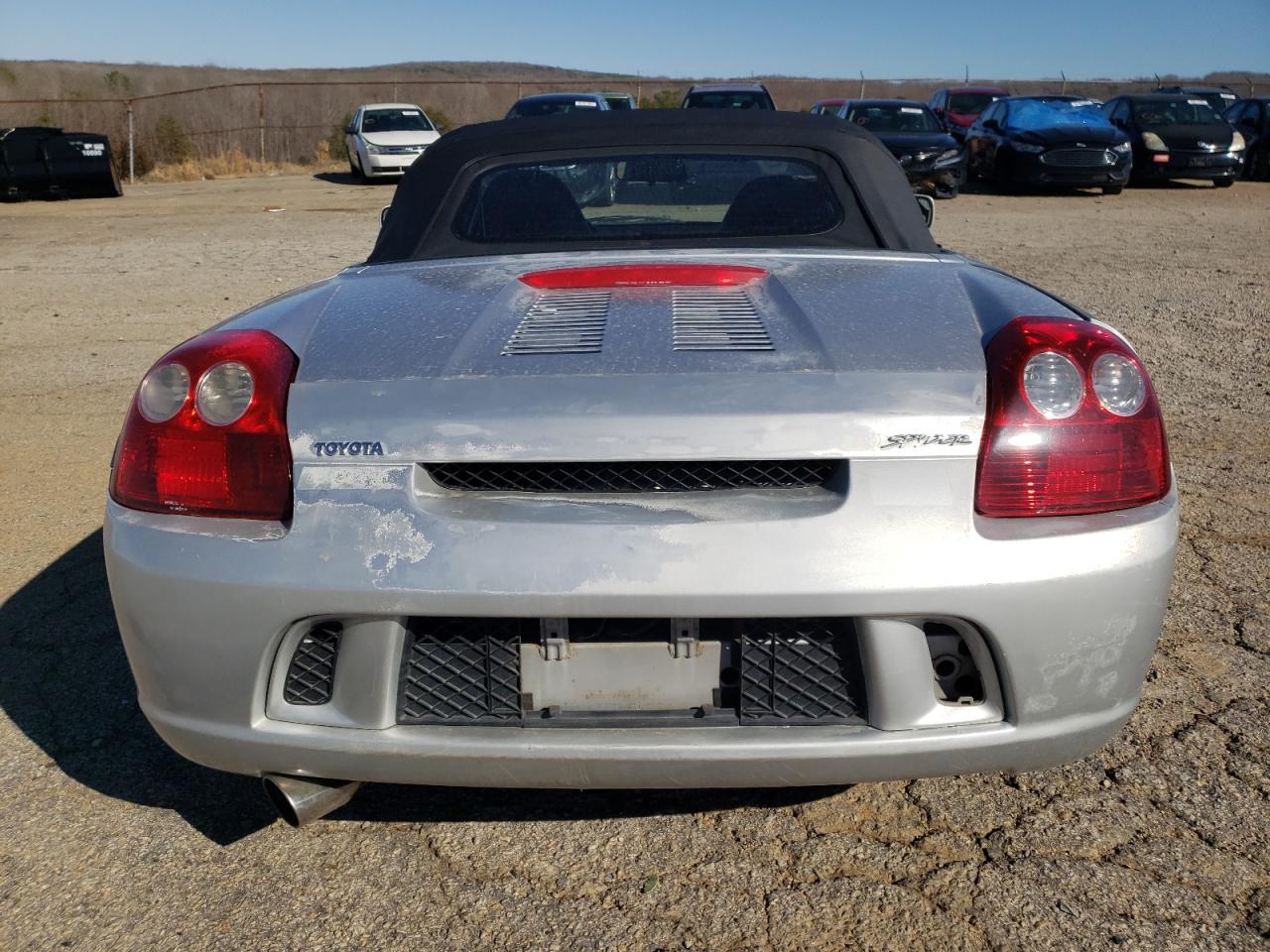 2003 Toyota MR2 - Image 6