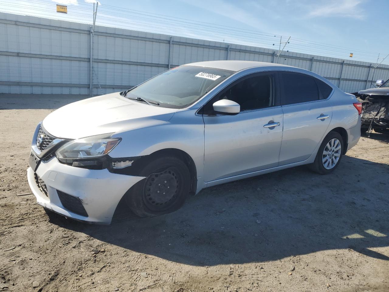 Bakersfield, CA에서 판매 중인 2016 Nissan Sentra S - Front End