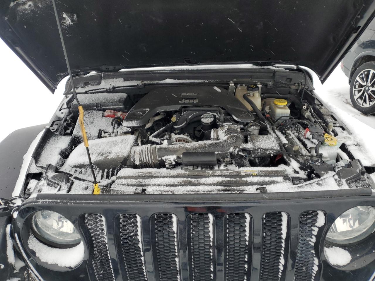 2019 Jeep Wrangler - Image 12