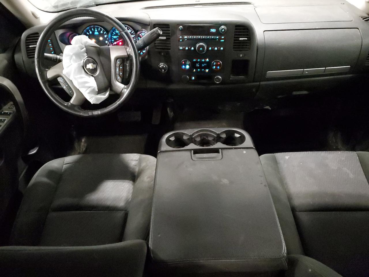2011 Chevrolet Silverado - Image 8