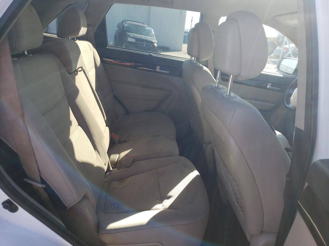 2015 Kia Sorento - Image 12