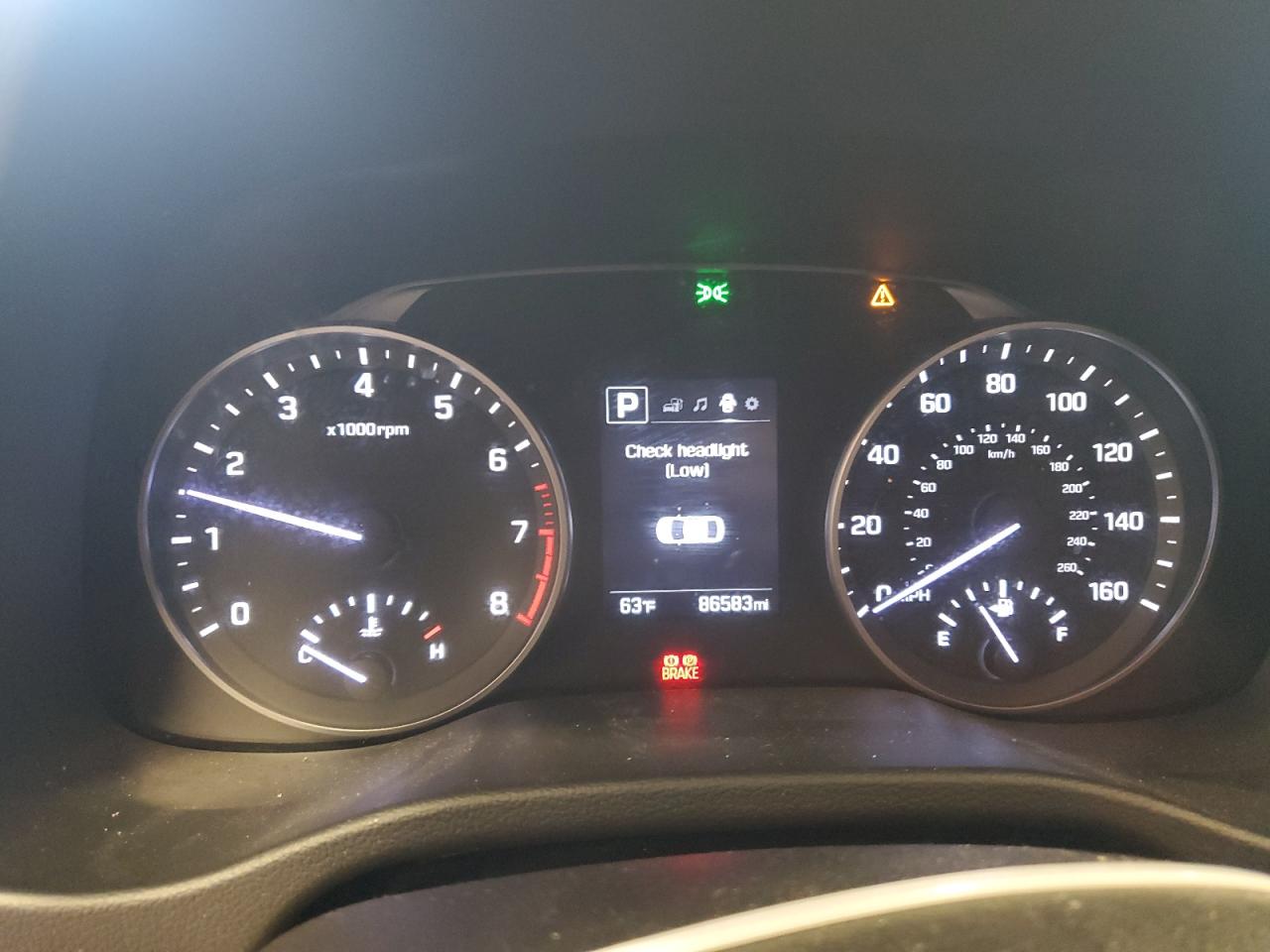 2018 Hyundai Elantra - Image 9