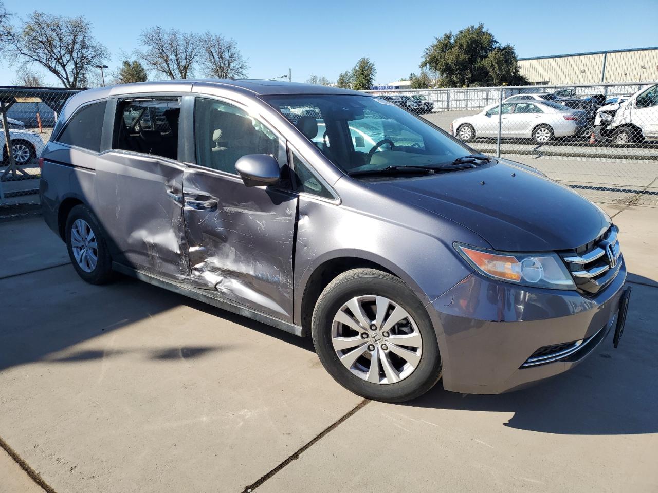 2015 Honda Odyssey - Image 4
