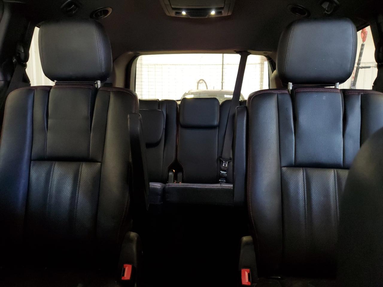 2018 Dodge Caravan - Image 10