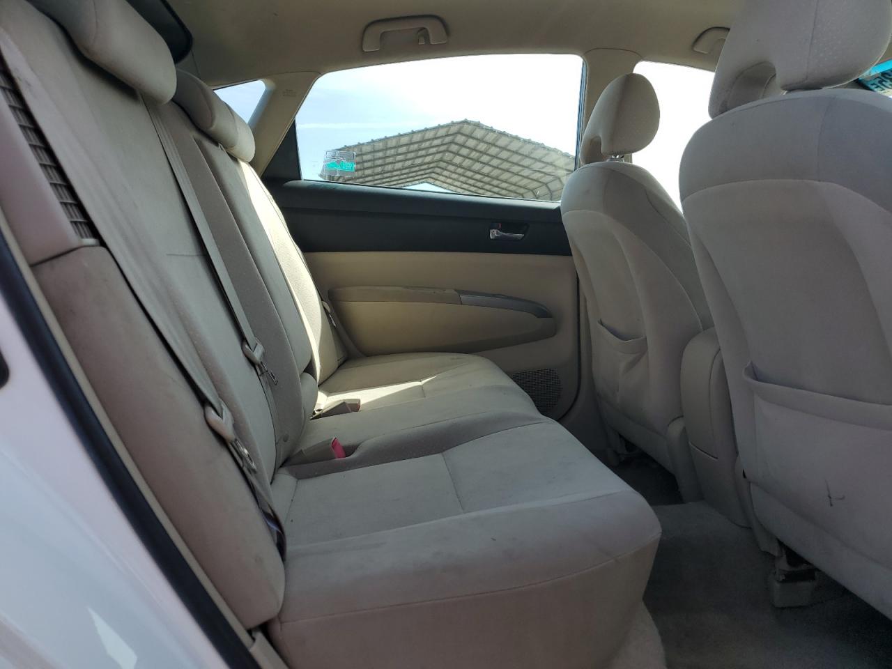 2005 Toyota Prius - Image 10
