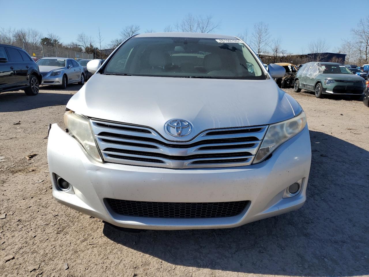 2010 Toyota Venza - Image 5