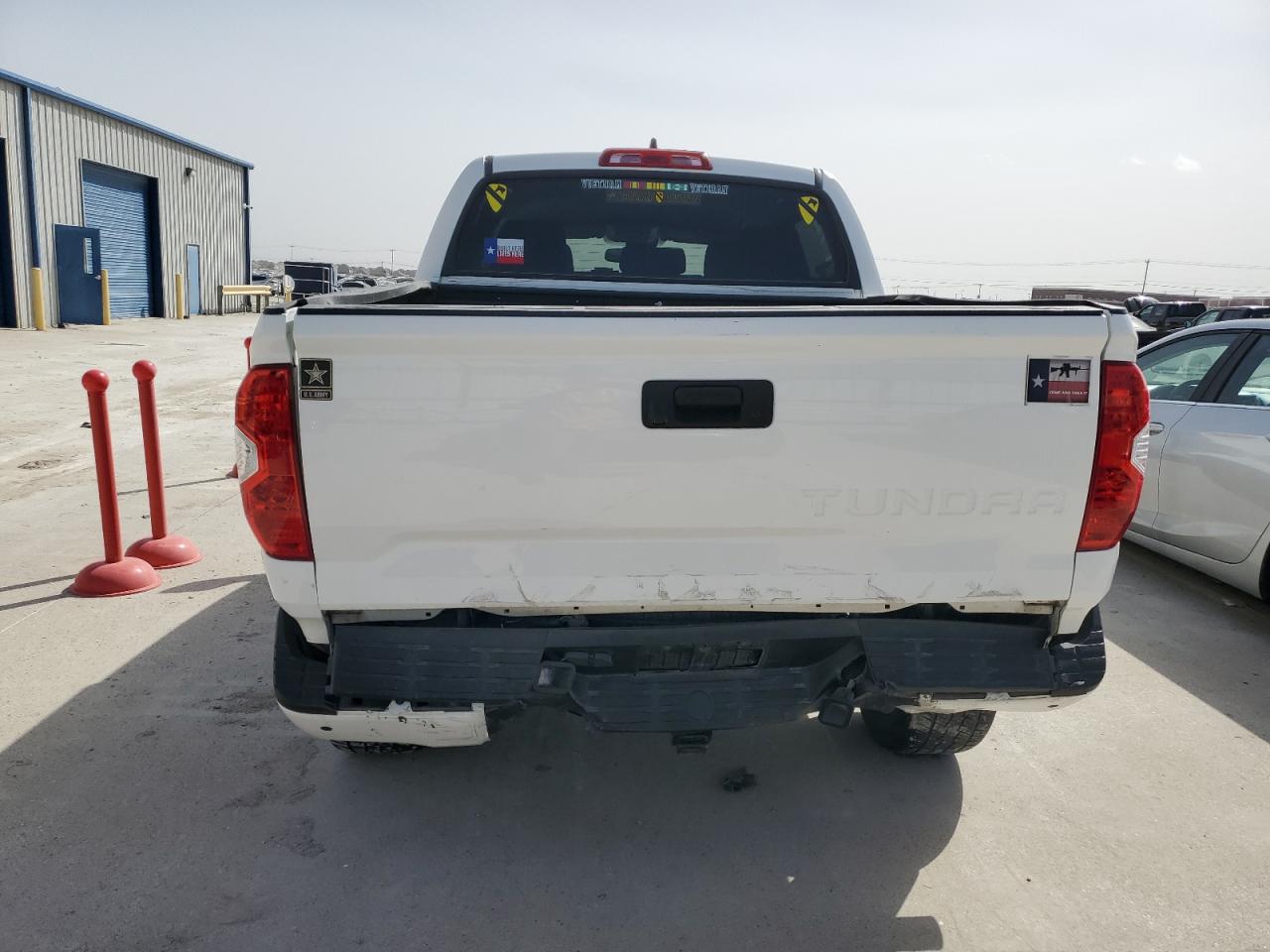 2021 Toyota Tundra - Image 6