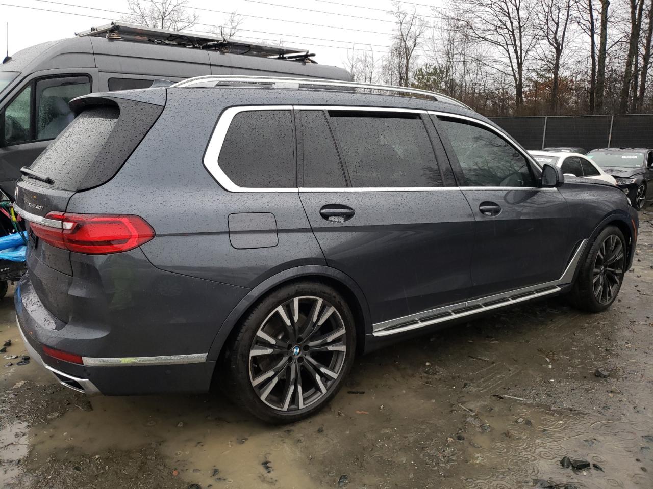 2019 BMW X7 - Image 3