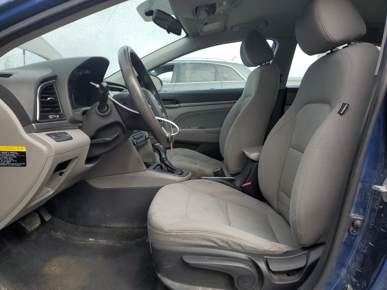 2017 Hyundai Elantra - Image 7