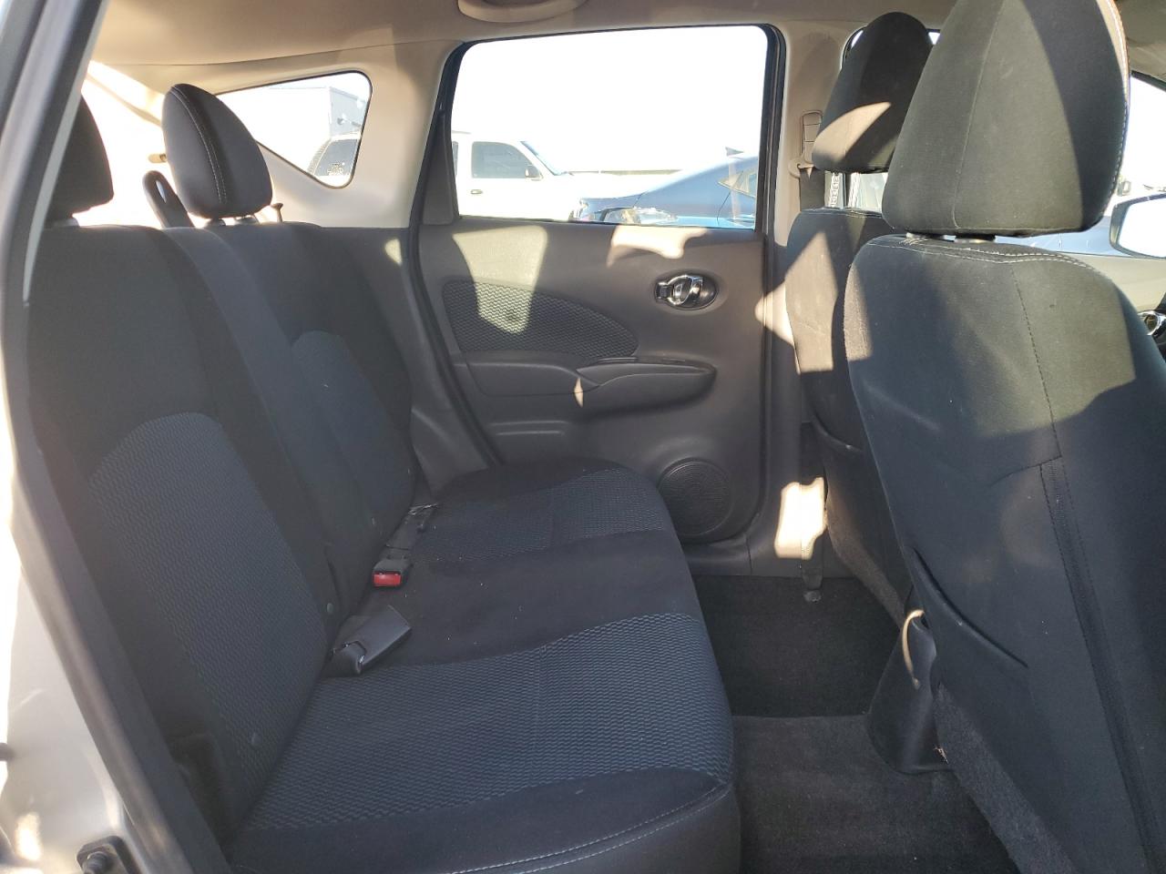 2015 Nissan Versa - Image 10