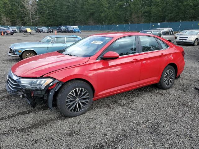  VOLKSWAGEN JETTA 2021 Красный