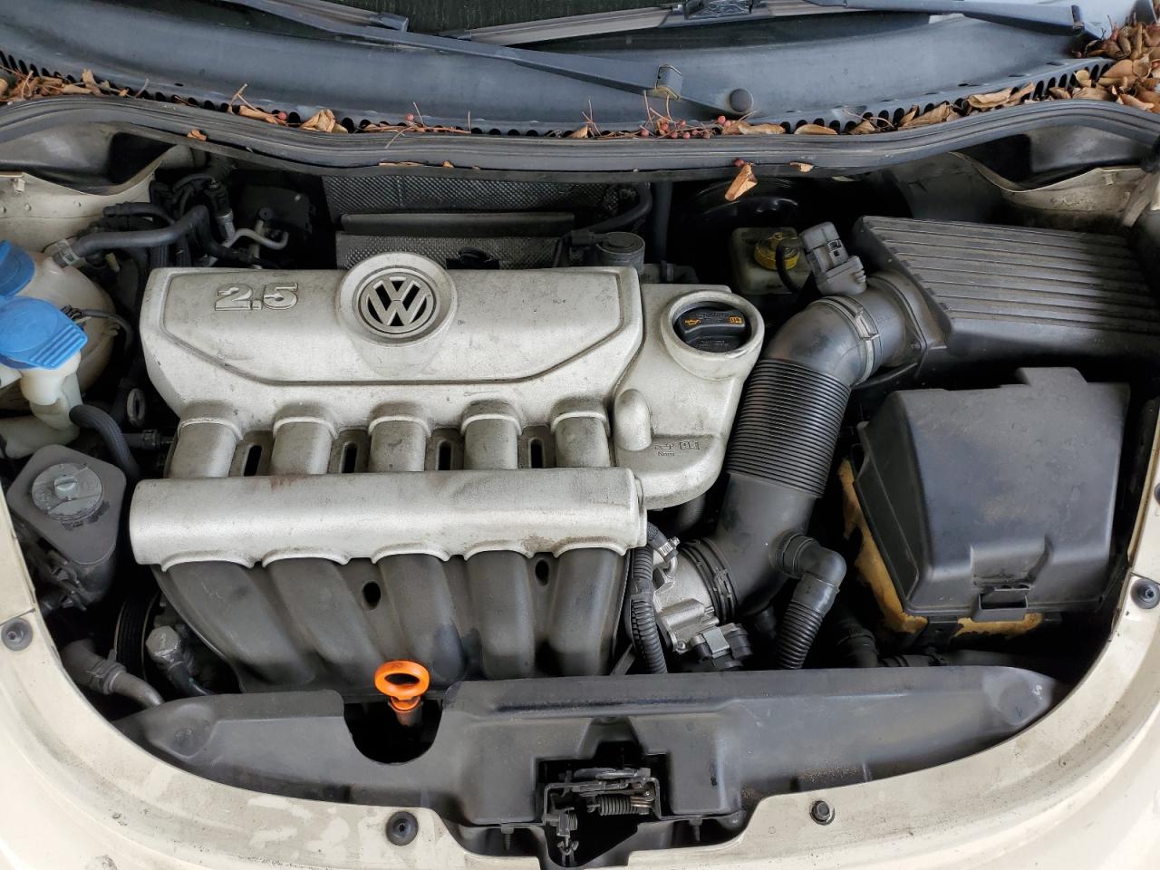 2007 Volkswagen Beetle - Image 11