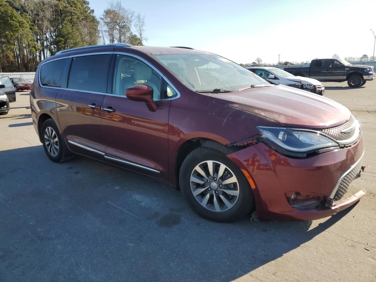 2020 Chrysler Pacifica - Image 4