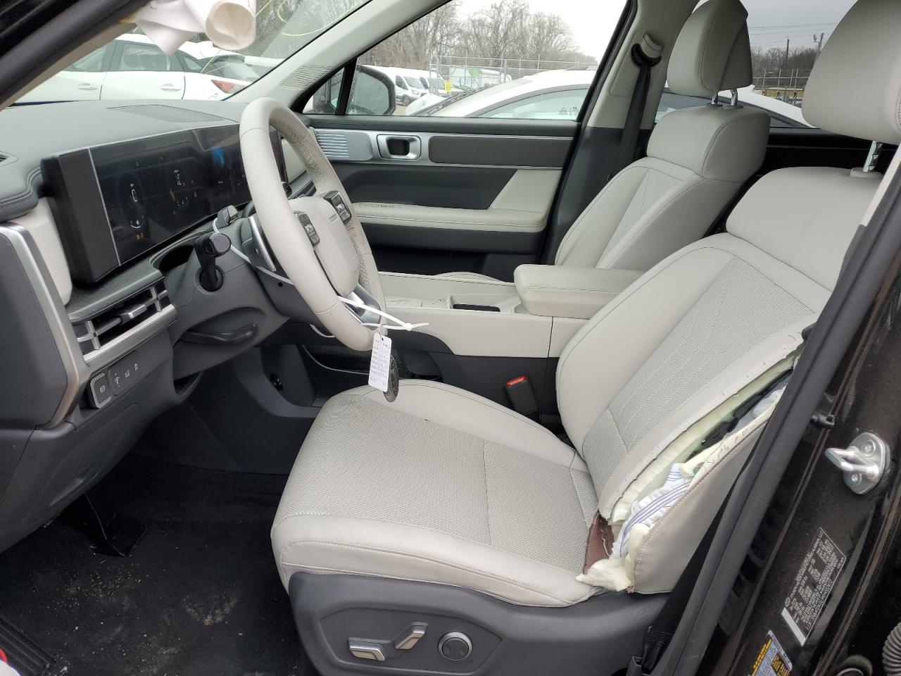 2024 Hyundai Santa Fe - Image 7