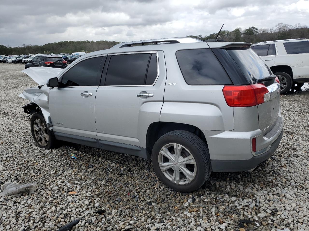 2016 GMC Terrain - Image 2