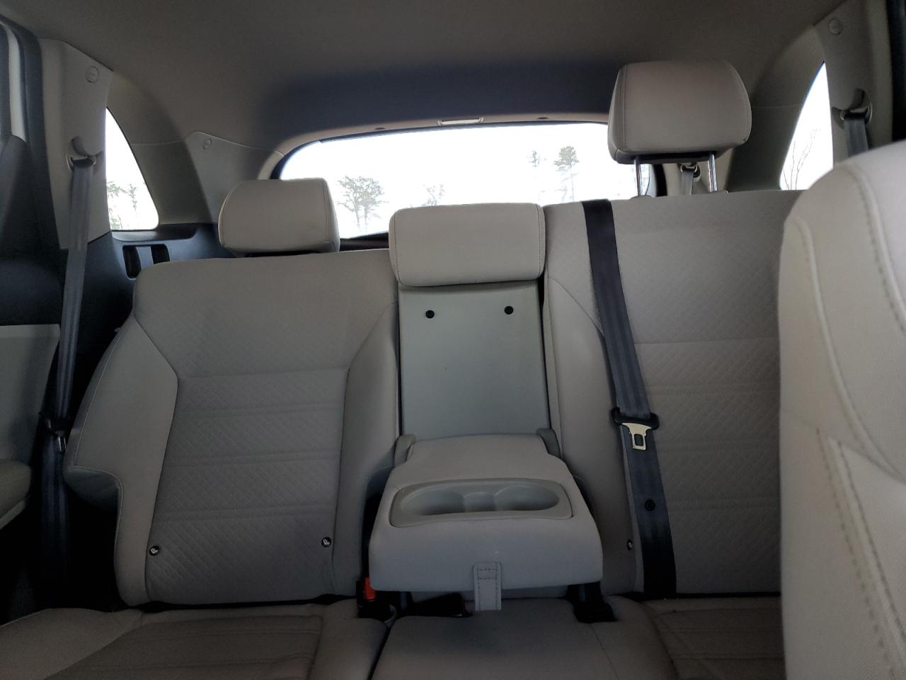 2019 Kia Sorento - Image 10