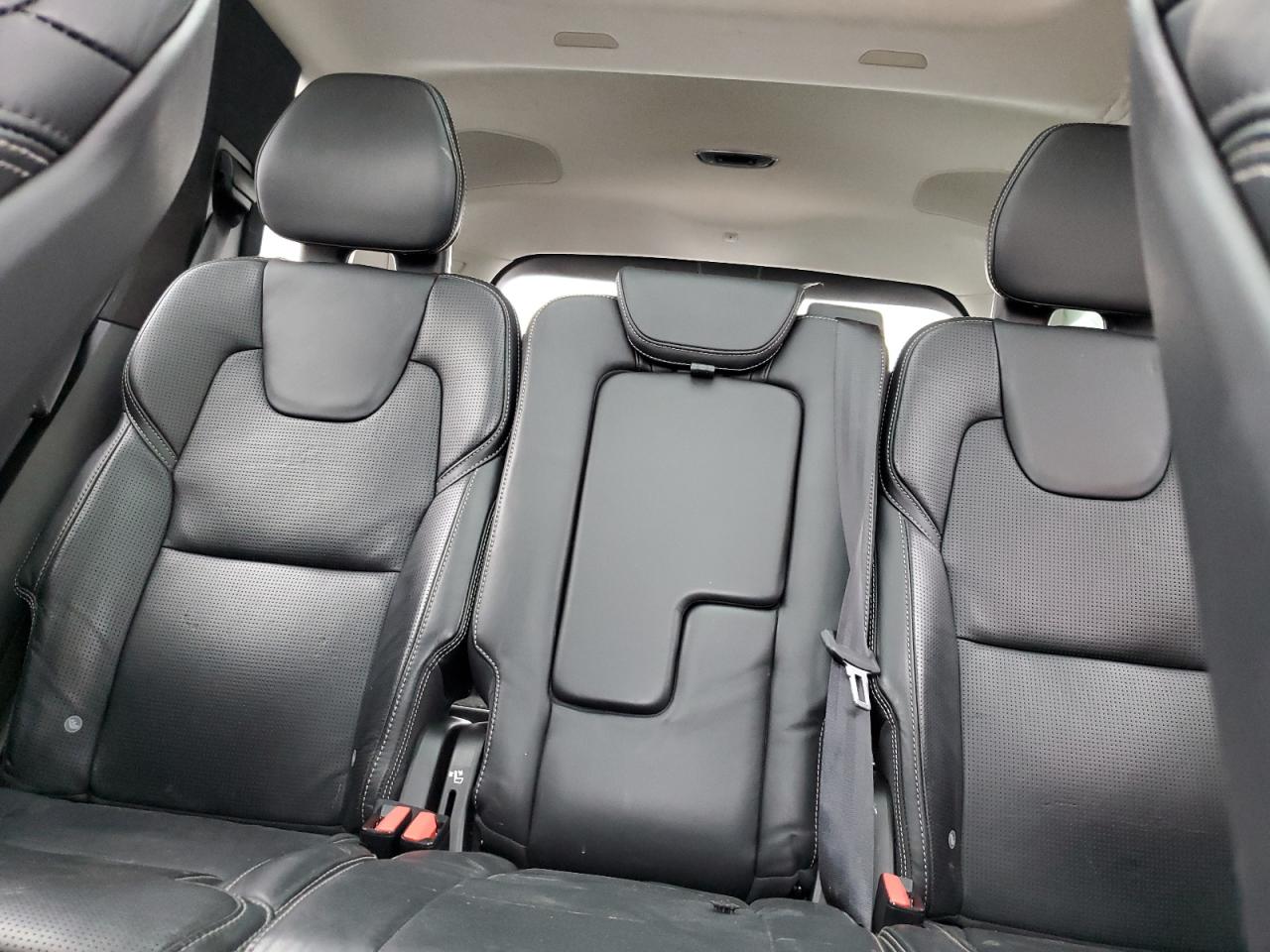 2019 Volvo XC90 - Image 10