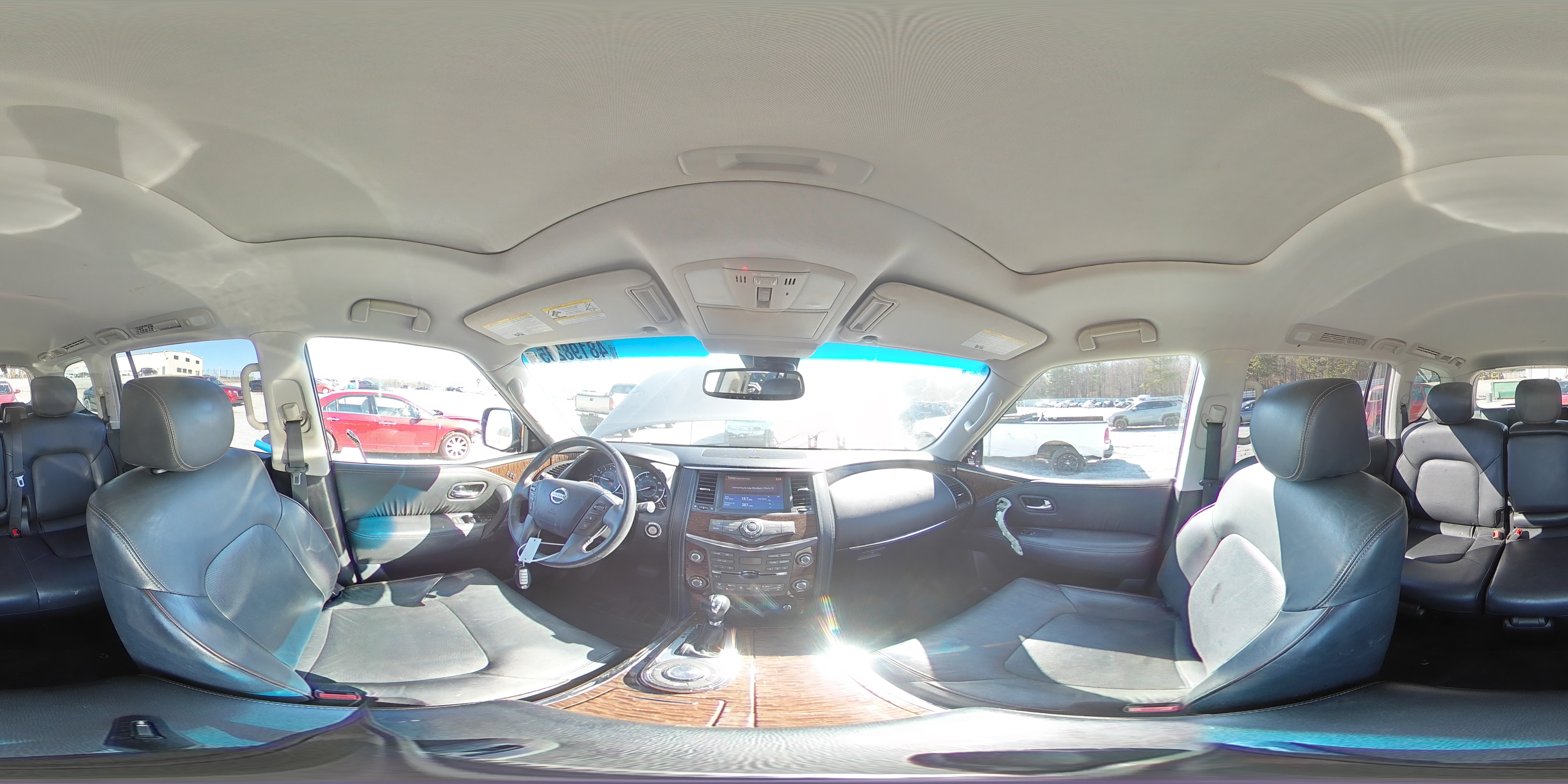 2017 Nissan Armada - Image 13