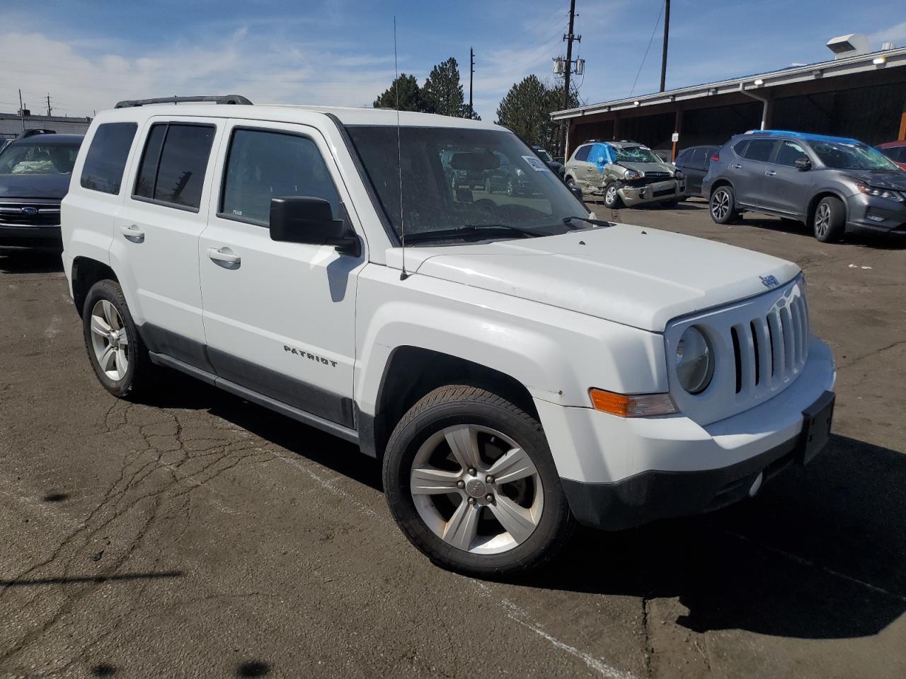 2016 Jeep Liberty (Patriot) - Image 4