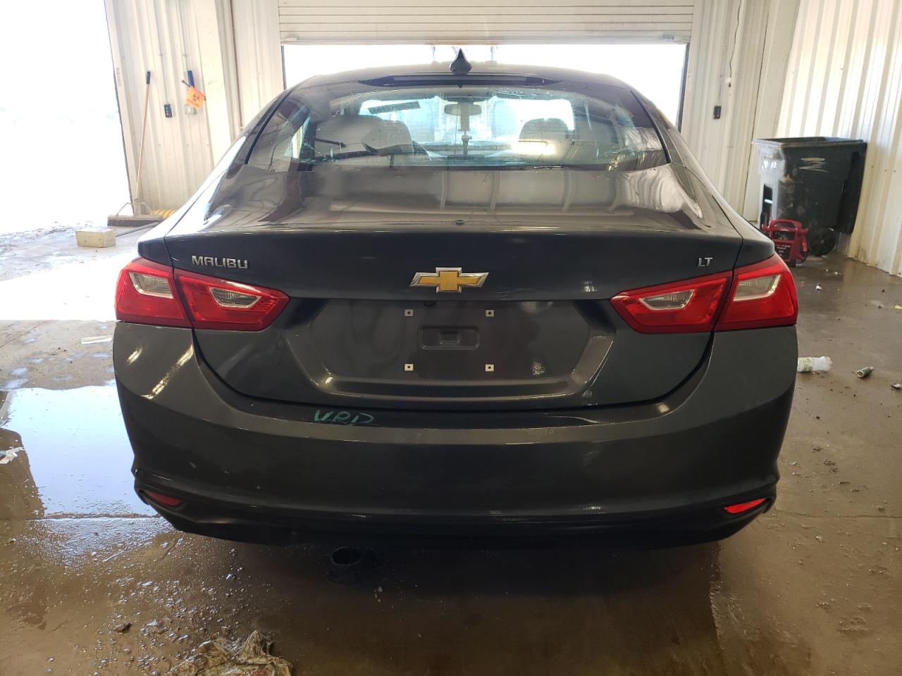 2018 Chevrolet Malibu - Image 6