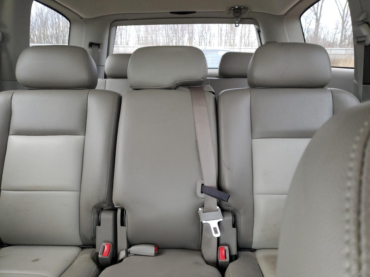 2009 Chrysler Aspen - Image 10