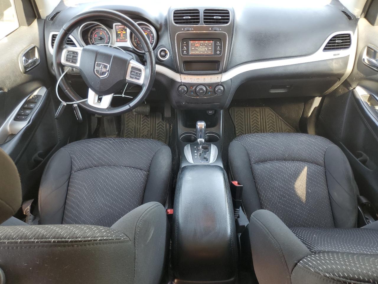 2016 Dodge Journey - Image 8