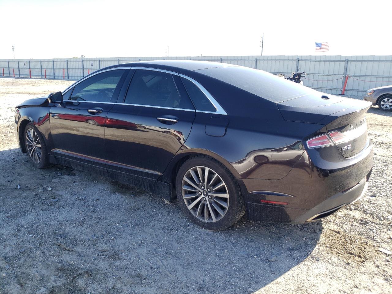 2020 Lincoln MKZ - Image 2