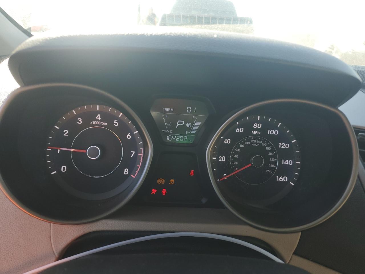 2014 Hyundai Elantra - Image 9