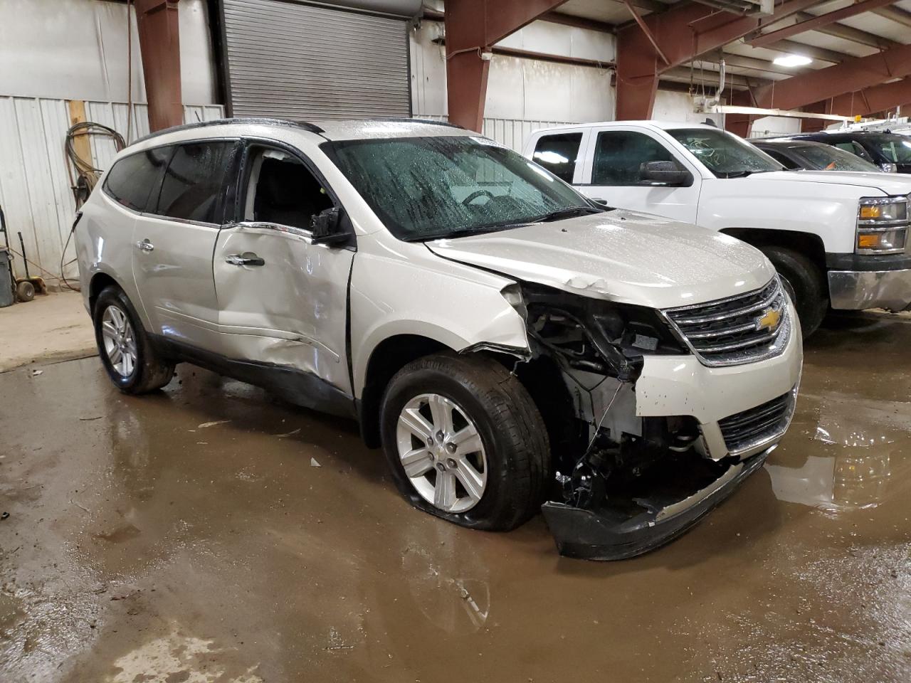 2014 Chevrolet Traverse - Image 4