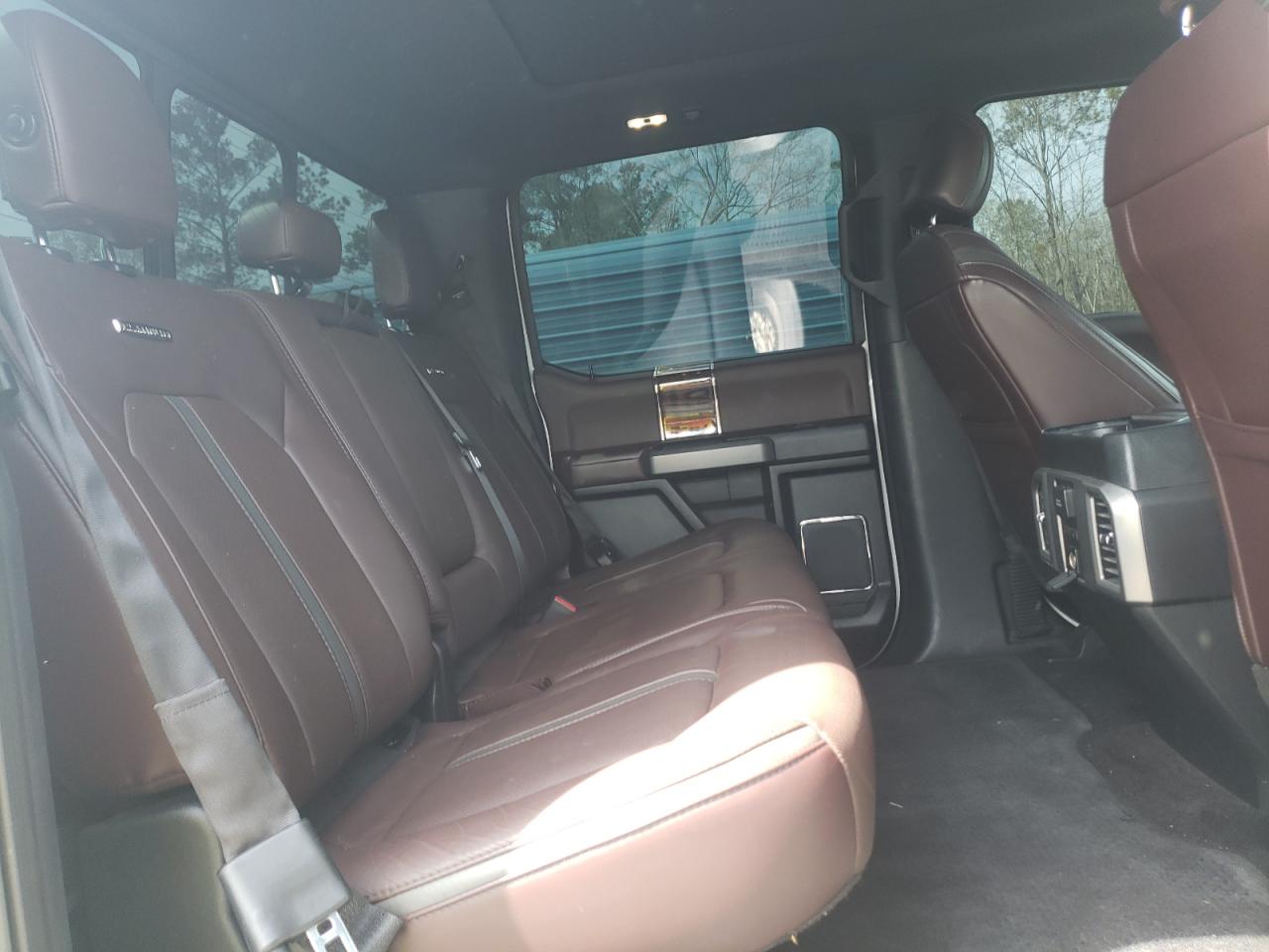 2015 Ford F-150 - Image 10