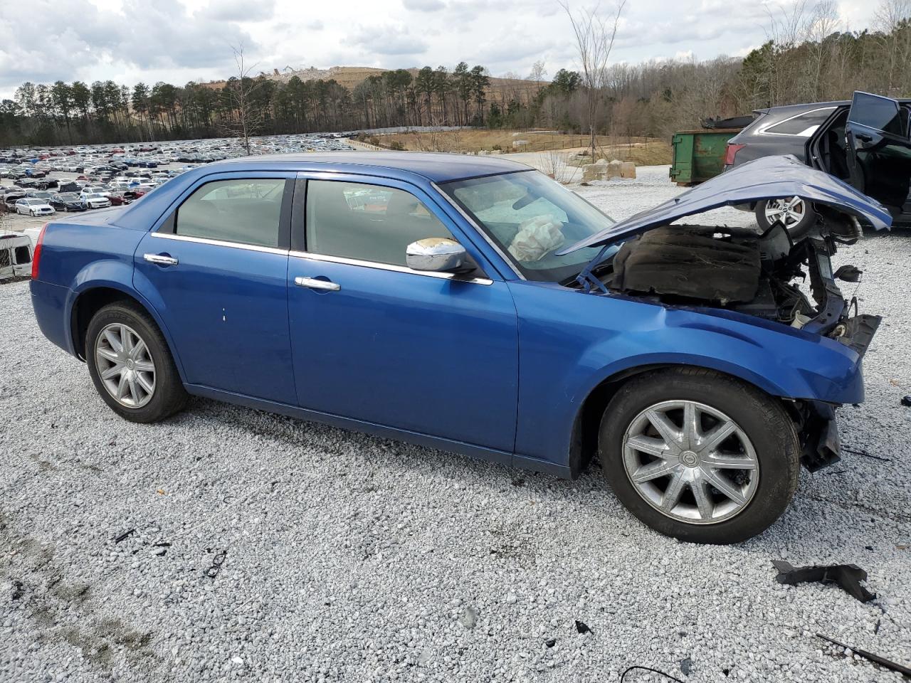 2009 Chrysler 300 - Image 4