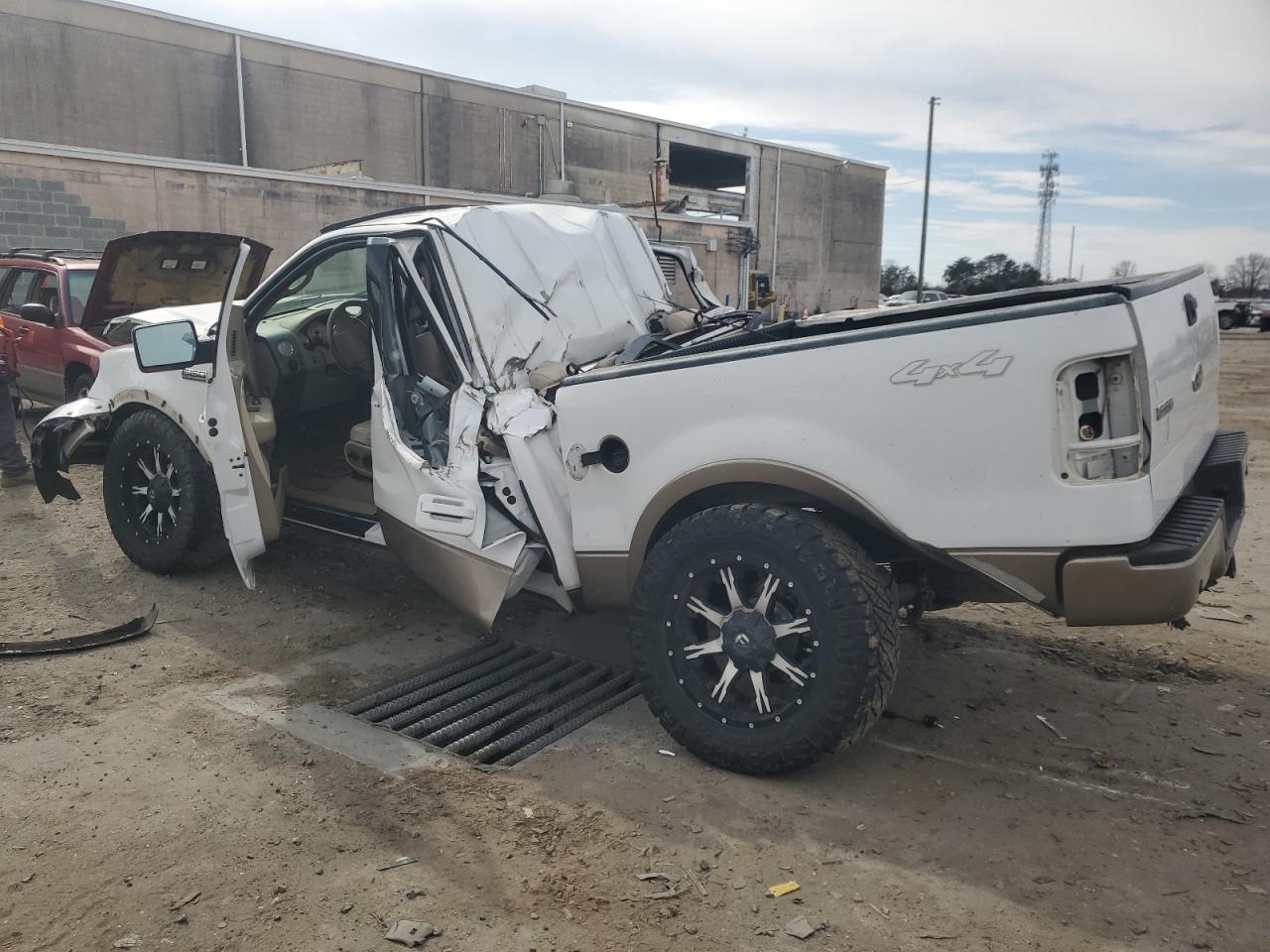 2004 Ford F-150 - Image 2