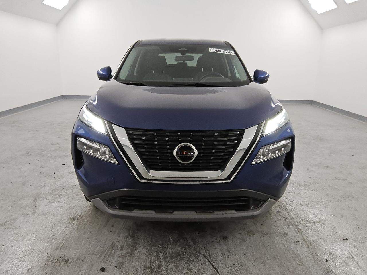 2021 Nissan Rogue Sv na sprzedaż w Van Nuys, CA - Side